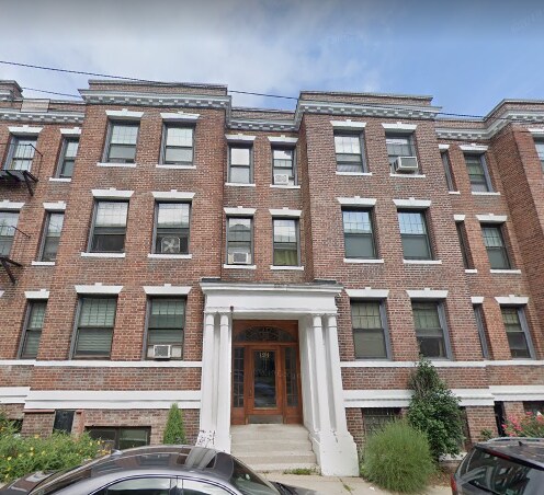 Building Photo - 124 Sutherland Rd