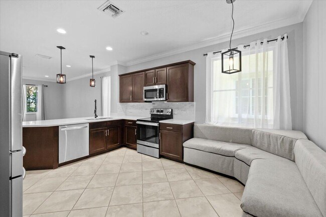 Foto del edificio - 2061 Foxtail View Ct