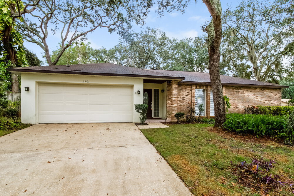 Primary Photo - 2701 Kinnon Dr