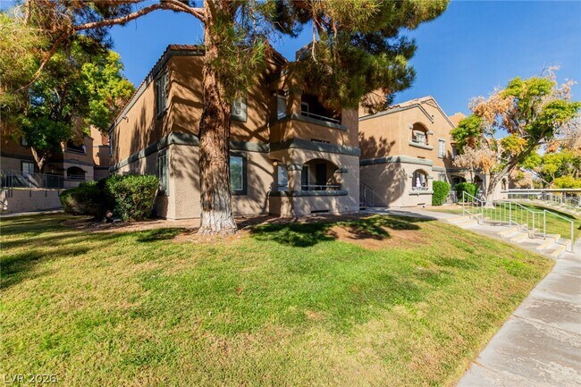 Foto del edificio - 221 Mission Catalina Ln