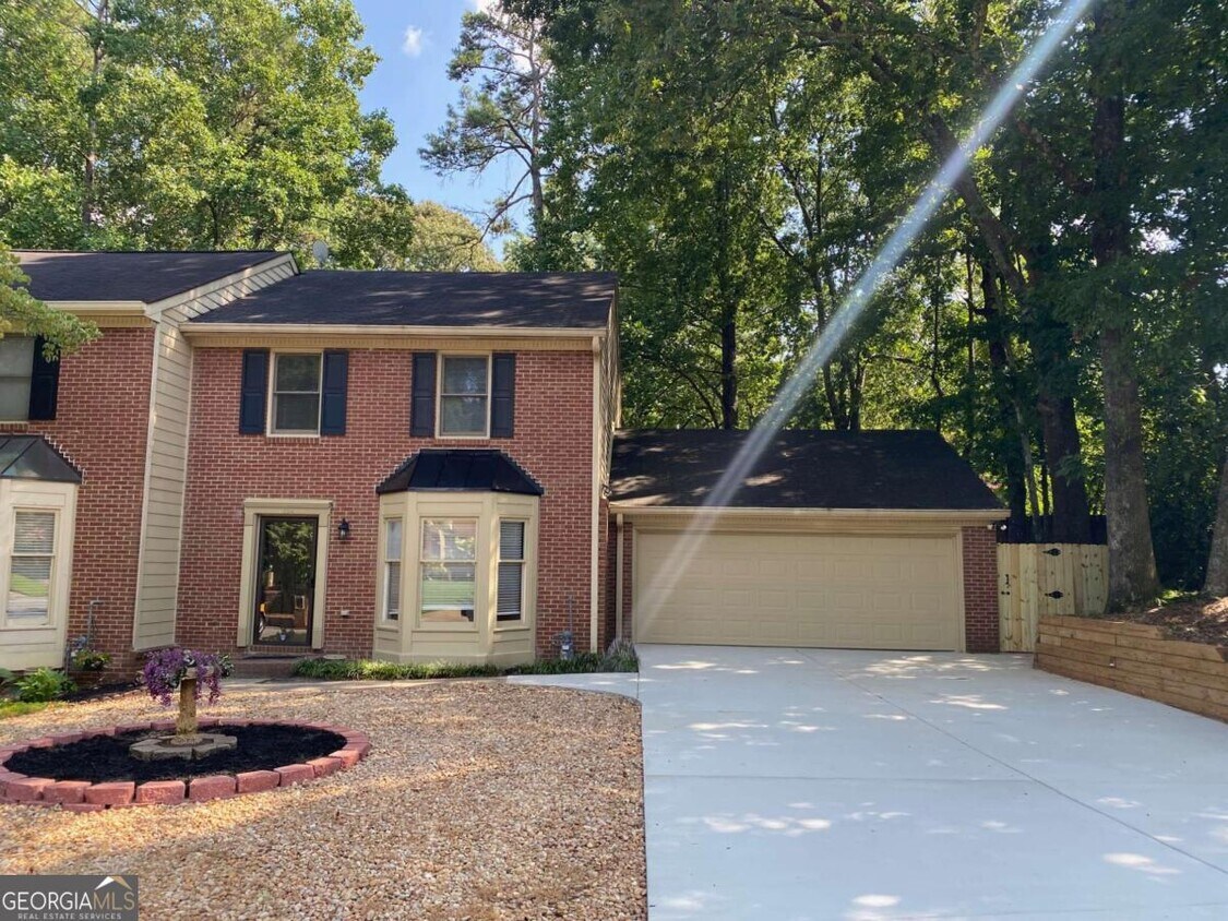 Foto principal - 1294 Whitlock Ridge Dr
