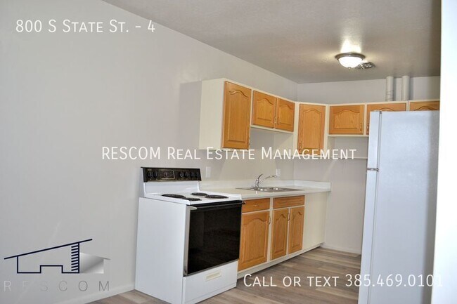 Building Photo - Updated Clearfield 2 Bedroom Apartment!