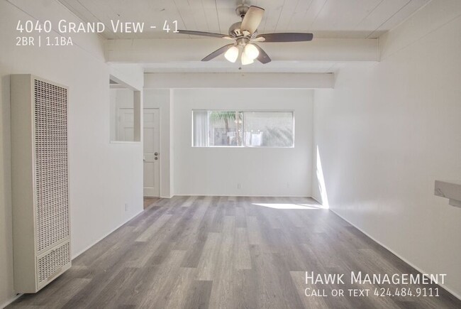 Building Photo - 4040 Grand View Blvd
