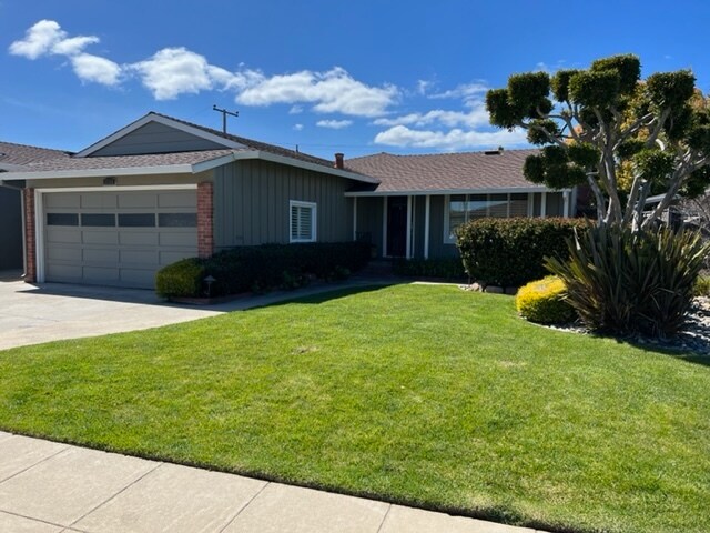 Front - 2238 Bermuda Dr