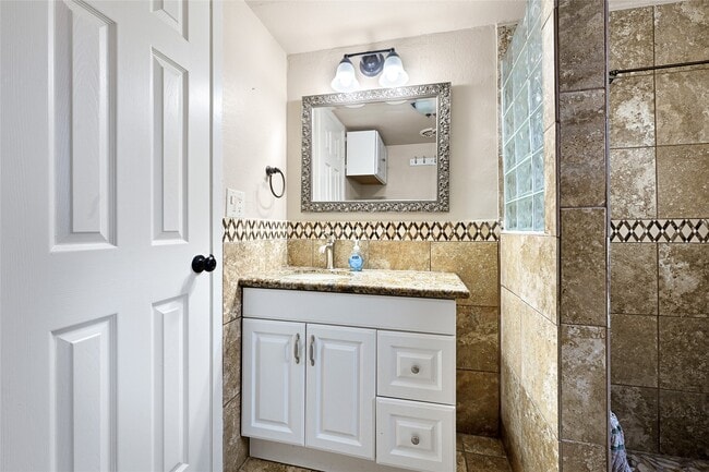 Foto del edificio - 10519 Pleasanton Dr