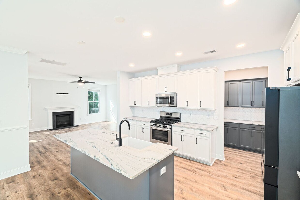 Foto principal - Spacious Lowcountry Retreat in Moncks Corner