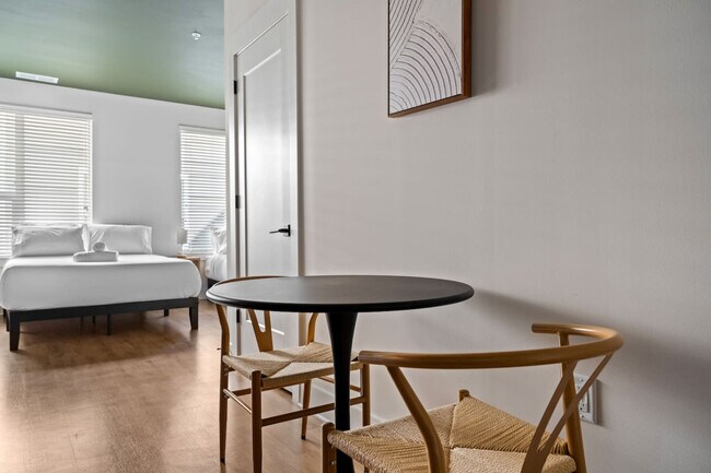 Foto del edificio - 2609 W Nassau St