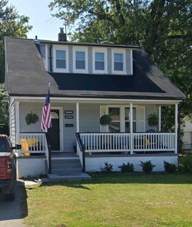 Building Photo - 21902 Ridgeway St