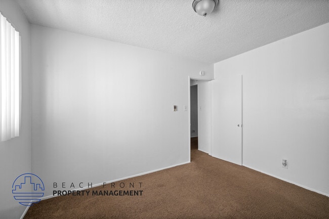 Building Photo - 768 Gaviota Ave.