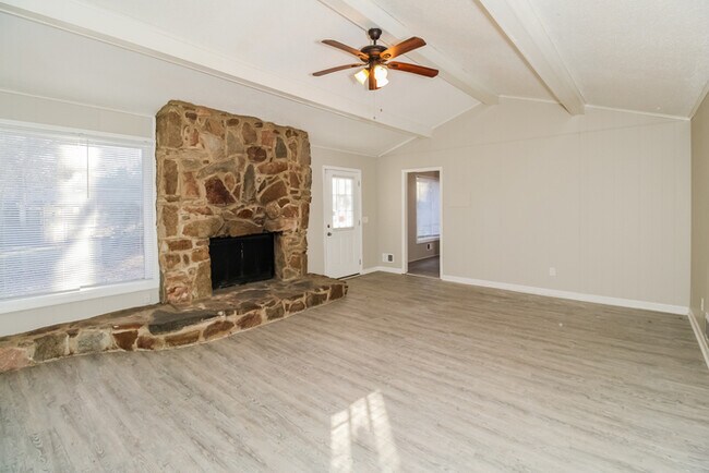 Foto del edificio - 2824 Knightbridge Rd