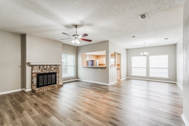 Building Photo - 8506 Deer Meadow Dr