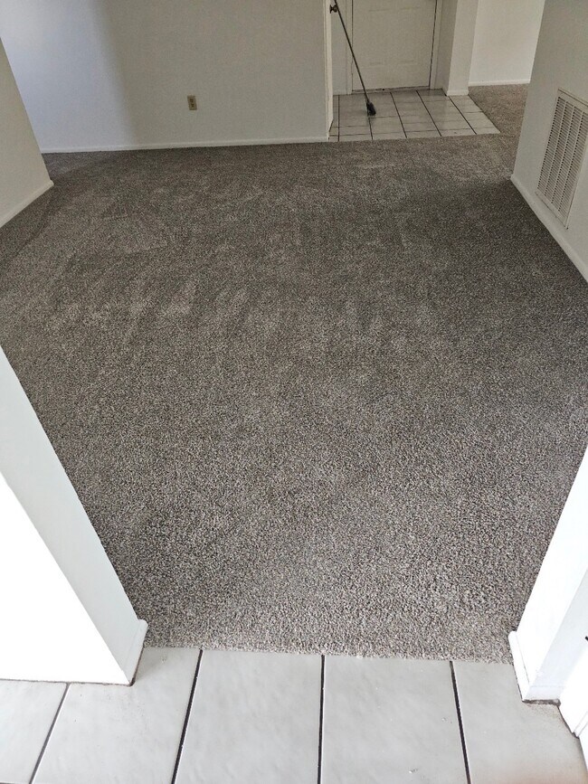 Building Photo - 5200 Lonesome Dove Dr