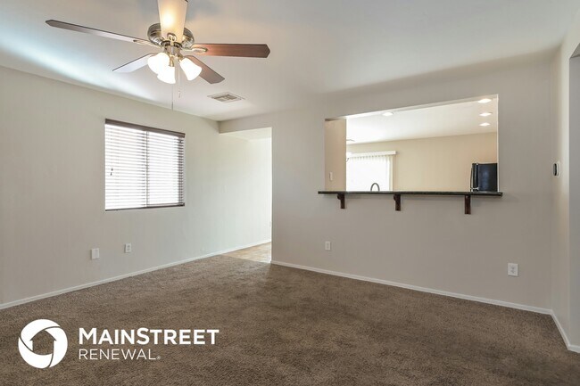 Foto del edificio - 5152 E Desert Straw Ln