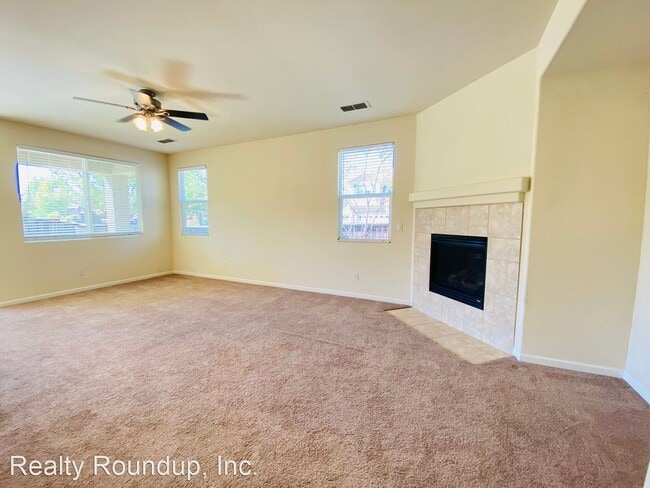 Building Photo - 3 br, 2 bath House - 5316 Coconut Tree Ct