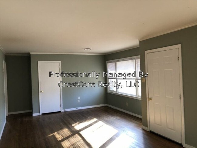 Building Photo - 3237 Gaylord Ln