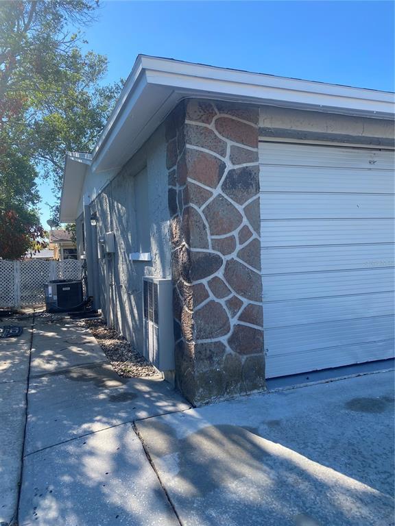 Foto del edificio - 7540 Venice Dr