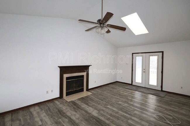 Building Photo - 8303 Morelock Ct