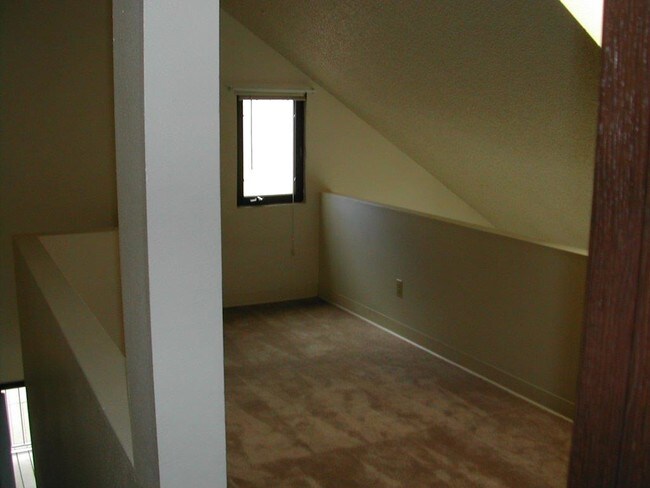 Building Photo - 4501 E Boardwalk Dr
