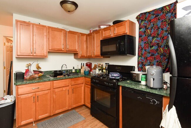 Foto del edificio - 5657 N Magnolia Ave