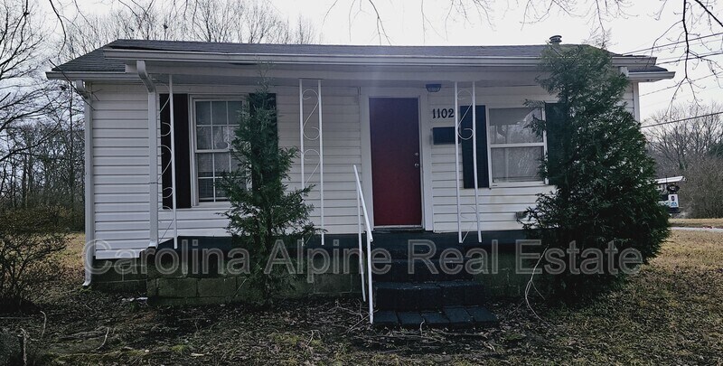 Primary Photo - 1102 Baker Blvd