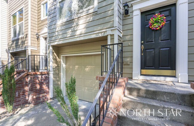 Photo - Forest Heights Brownstone House