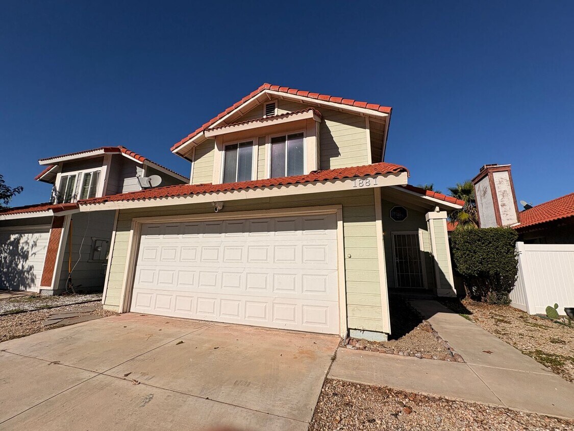 3-Bed, 3-Bath Home in Gated Colton Community - Charming 3-Bed, 3-Bath Home in Gated Colto...