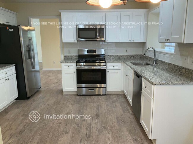 Foto del edificio - 2990 Trotters Pointe Dr