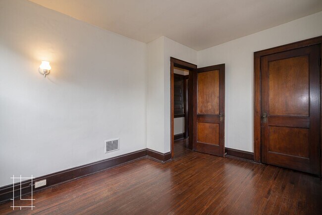 Foto del edificio - 435 Alden Ave