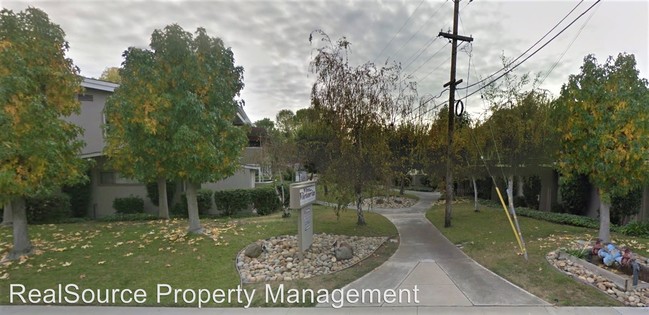 Building Photo - 7200 Bollinger Rd