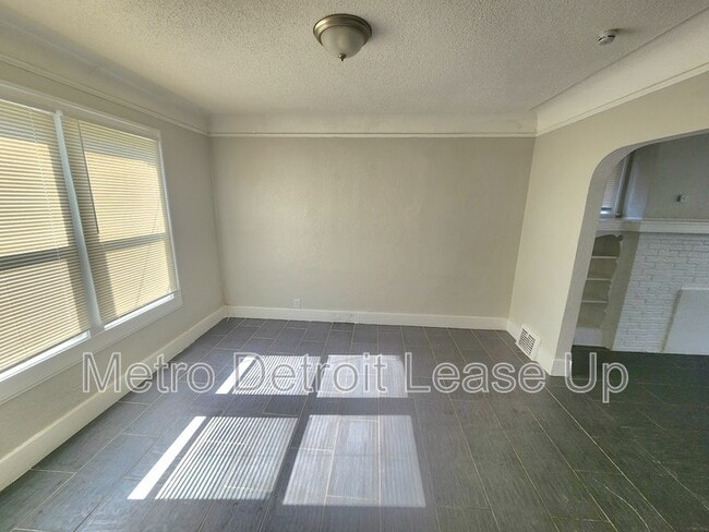 Foto del edificio - 3651 Buckingham