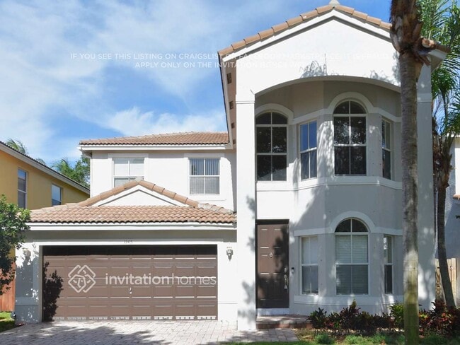 Building Photo - 1145 E Magnolia Cir