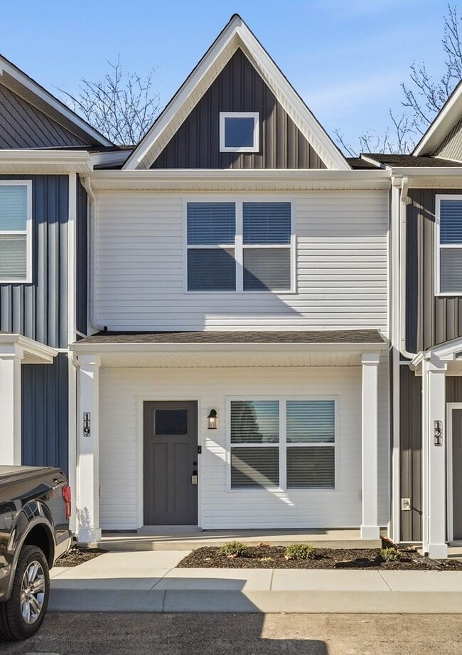 Building Photo - 119 Front Rdg Cir