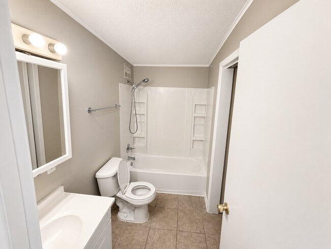 Foto del edificio - 2505 Maplewood Dr