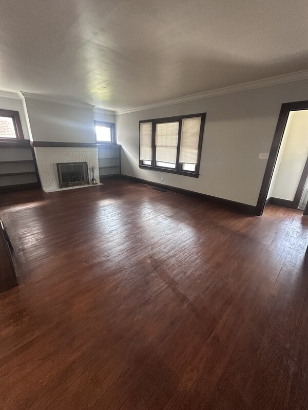 Foto del edificio - 4901 E 111th St
