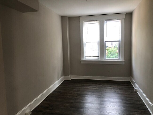 Foto del edificio - Recently Renovated 3 Bedroom In Mosher for...