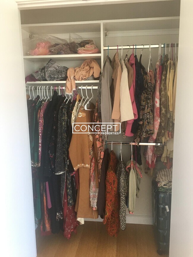 Foto del edificio - 601 Albany St