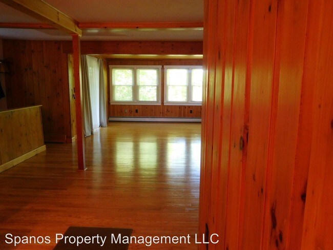 Building Photo - 1 br, 1 bath House - 1 Zames St.
