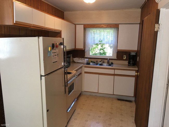 Building Photo - 1 br, 1 bath  - 146 Wexford Ave