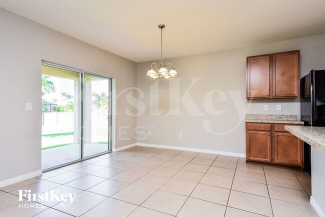 Foto del edificio - 2704 SW 32nd St
