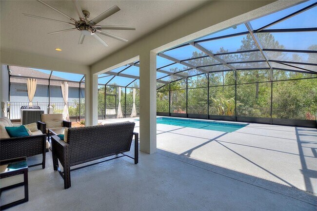 Building Photo - 17244 Goldcrest Loop