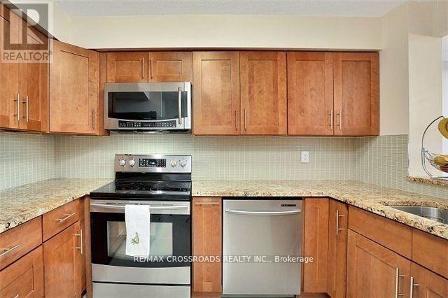 Photo du bâtiment - 100 Upper Madison Ave