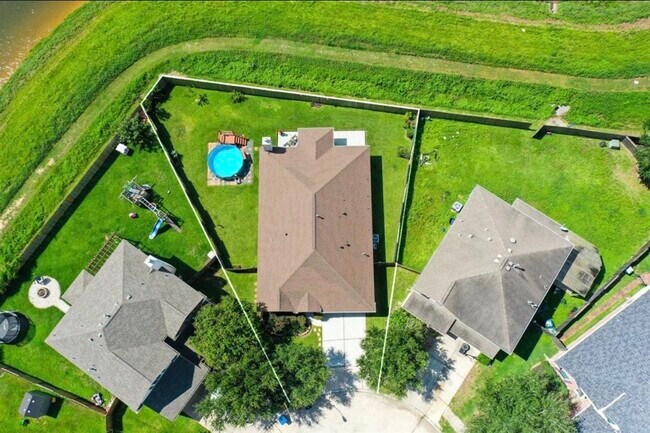 Foto del edificio - 6007 Wilcox Point Dr