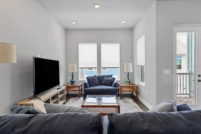 Foto del edificio - 2329 Lindstrom St