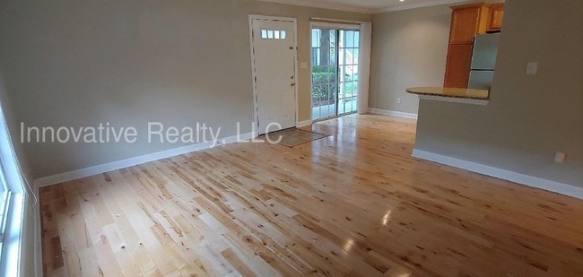 Building Photo - 4836 S Conway Rd