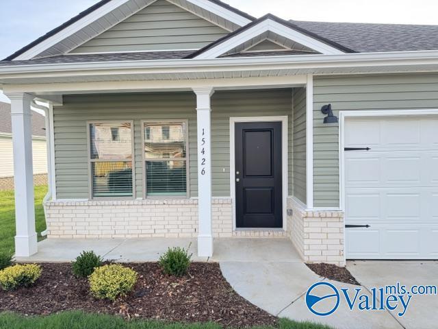 Building Photo - 15426 GRAYSON CIR
