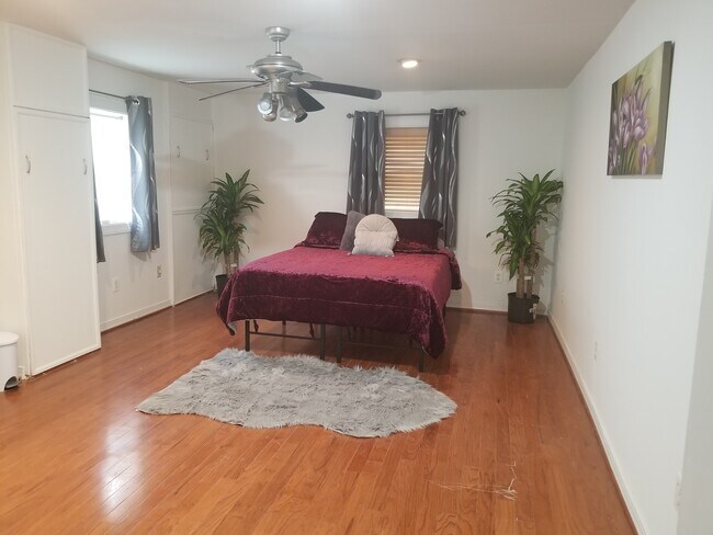 Foto del edificio - 7908 Rosaryville Rd