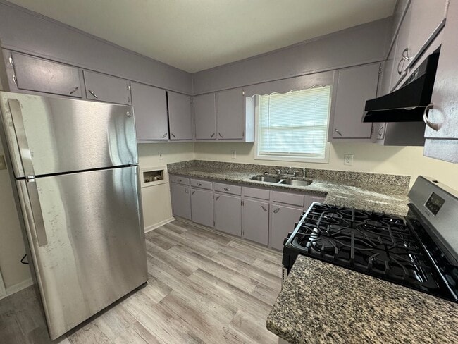 Foto del edificio - 5069 Flint Hill Rd SW