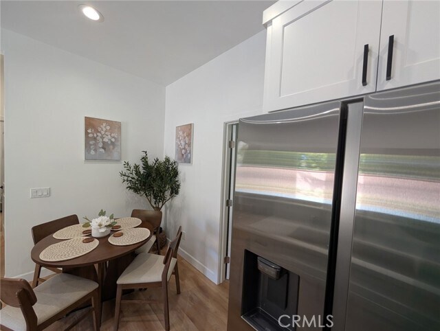 Building Photo - 311 W Green St