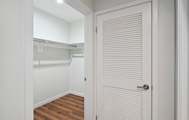 Interior Photo - The Baxter