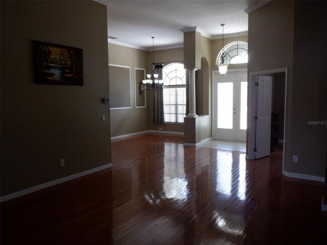 Foto del edificio - 1936 Cascades Cove Dr